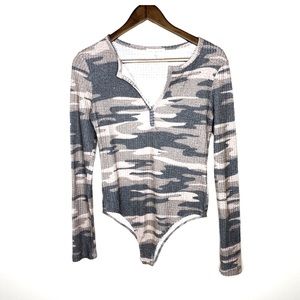 Socialite camo bodysuit new without tags